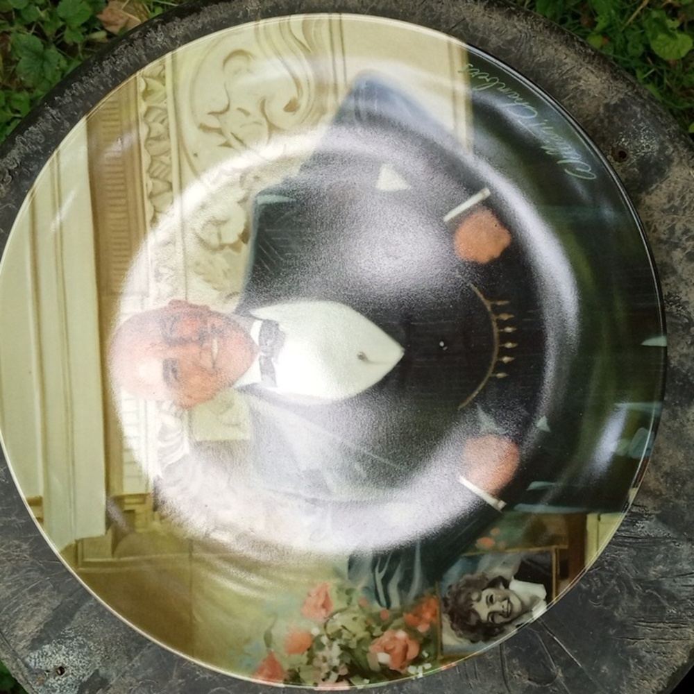 annies collector plate series daddy warbucks